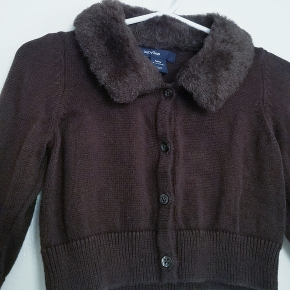 Baby GAP Brown Cardigan Sweater Faux Fur Collar Size 6-12 Months - Picture 3 of 10